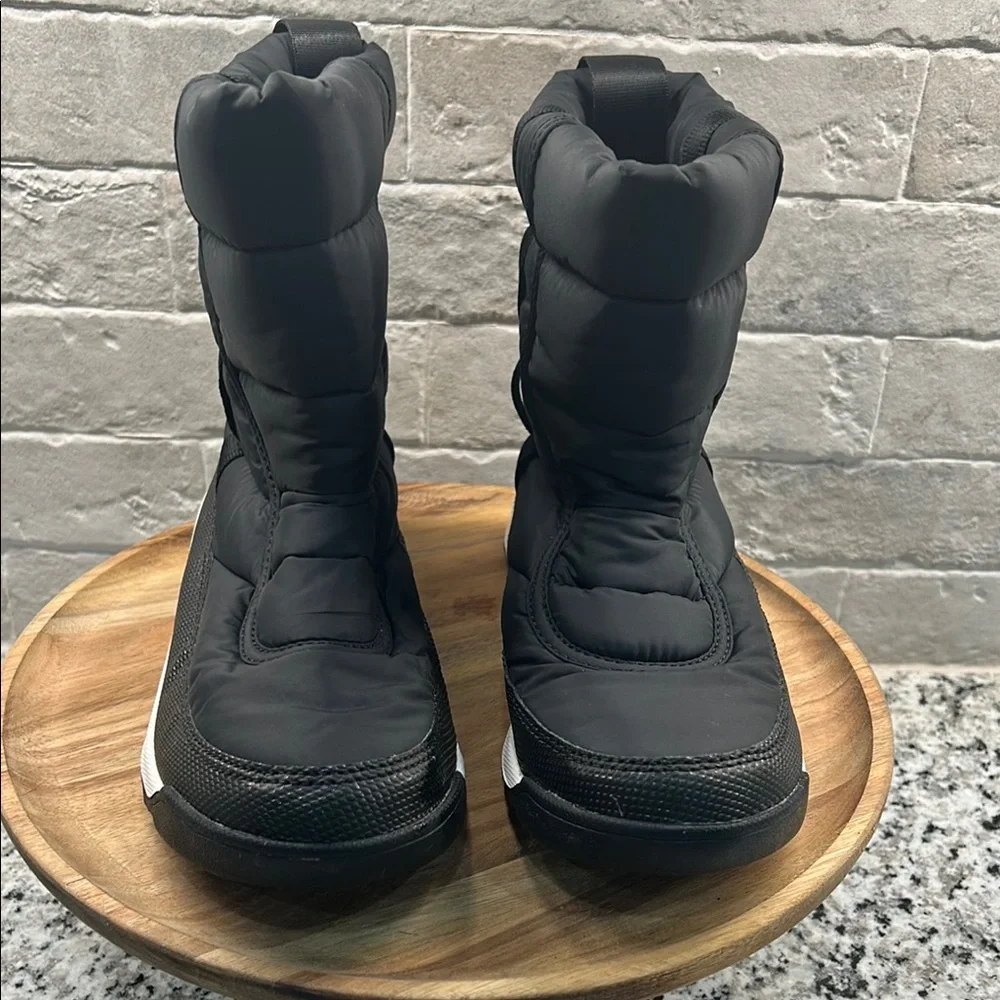 Sorel Kids whitney II waterprof puffy nylon winter bots.